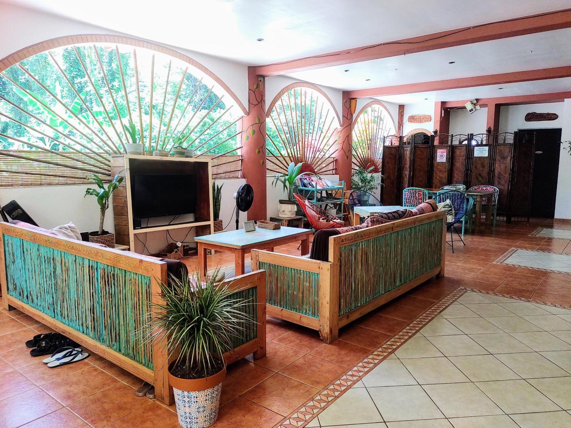 Cool Vibes Beach Hostel Dominical Buitenkant foto